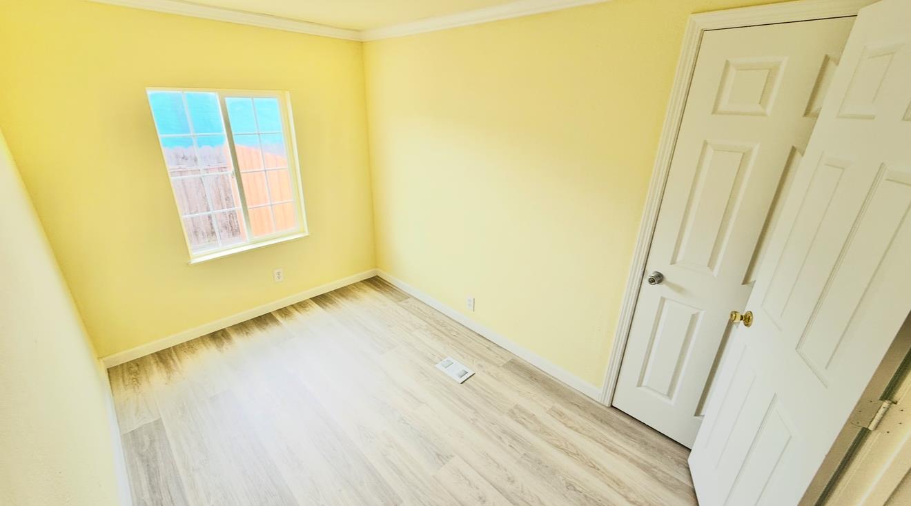 Detail Gallery Image 9 of 12 For 1805 Quimby Rd #1805,  San Jose,  CA 95122 - 3 Beds | 2 Baths