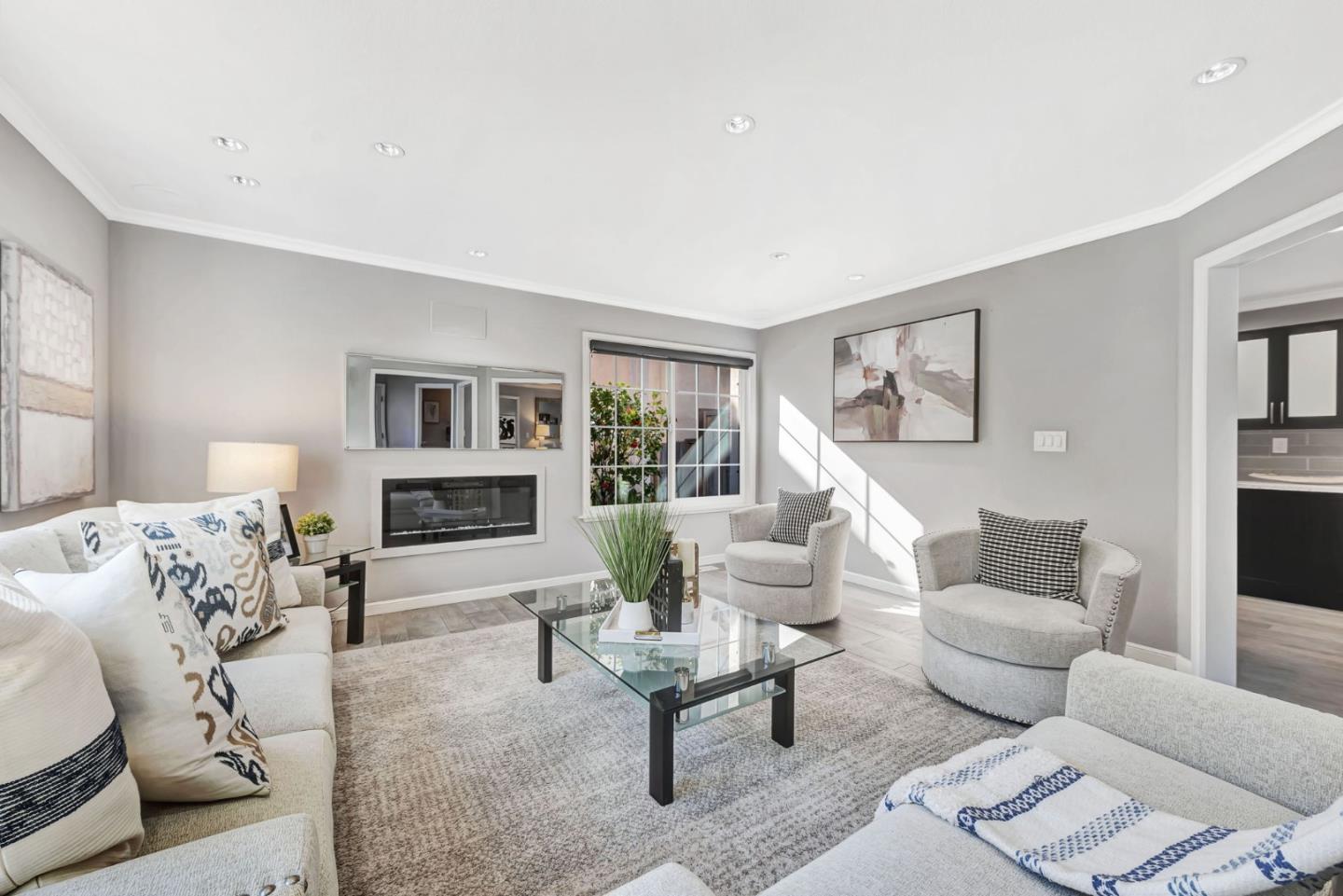 Detail Gallery Image 2 of 26 For 21035 Cory Ct, Cupertino,  CA 95014 - 3 Beds | 2/1 Baths