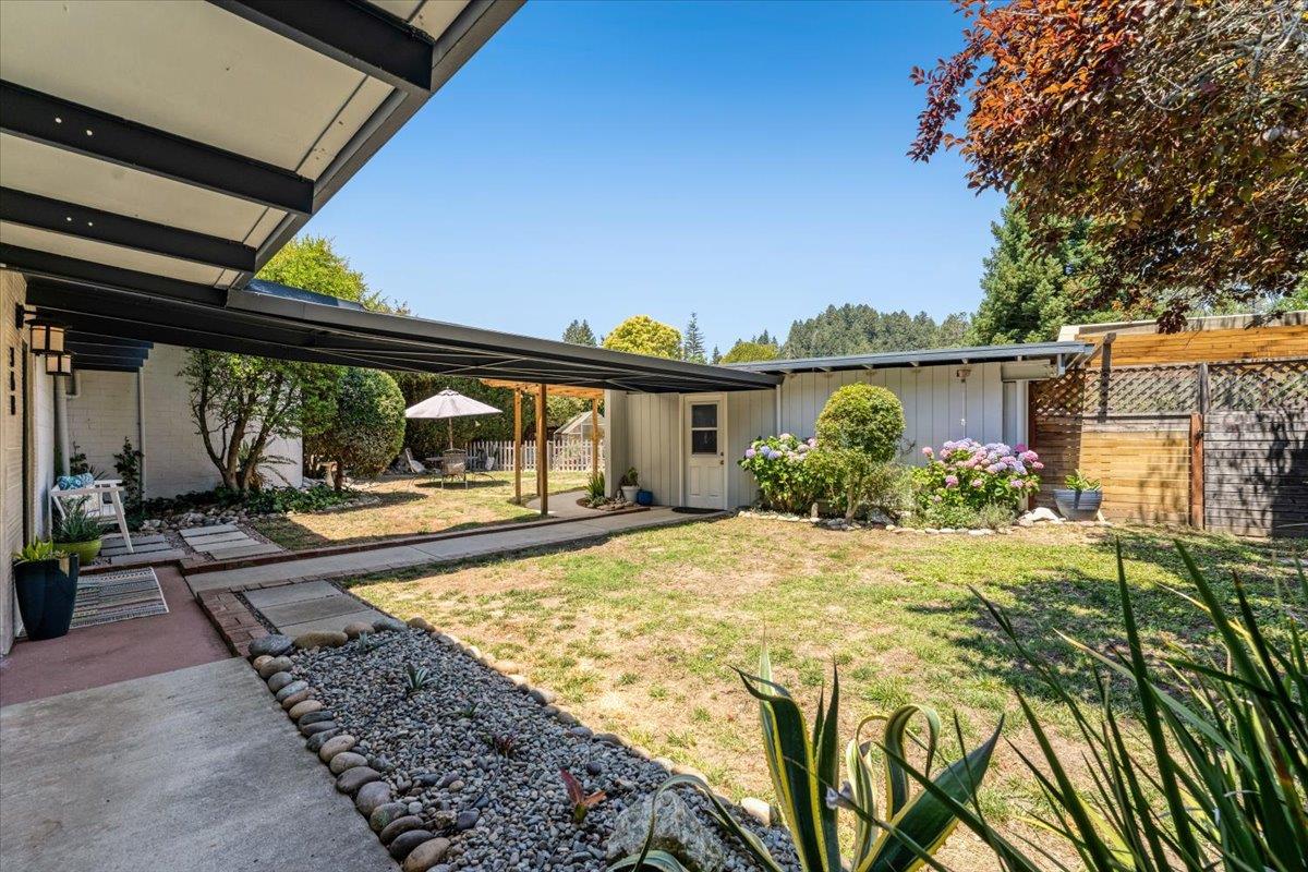 Detail Gallery Image 16 of 81 For 368 Green Valley Rd, Scotts Valley,  CA 95066 - 5 Beds | 4 Baths