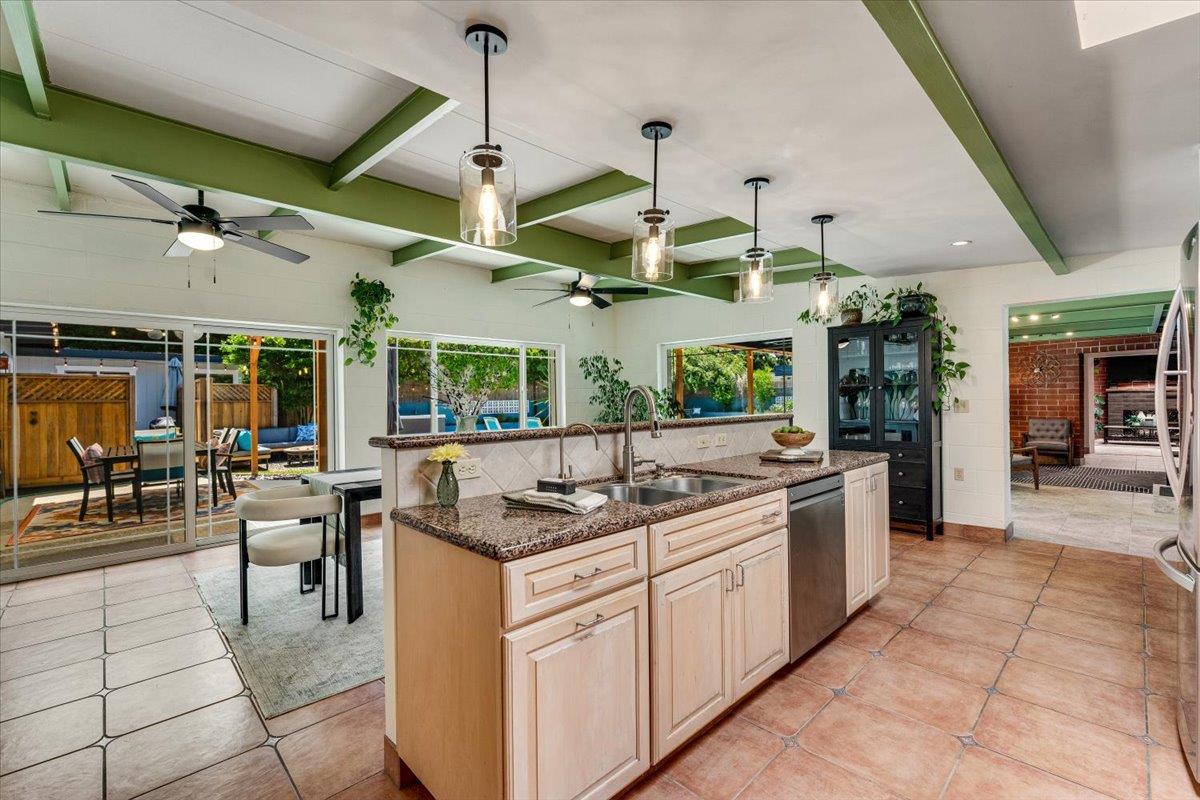 Detail Gallery Image 26 of 81 For 368 Green Valley Rd, Scotts Valley,  CA 95066 - 5 Beds | 4 Baths