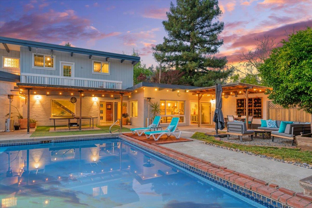 Detail Gallery Image 3 of 81 For 368 Green Valley Rd, Scotts Valley,  CA 95066 - 5 Beds | 4 Baths