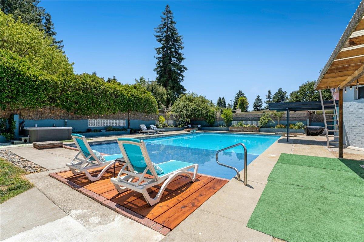 Detail Gallery Image 52 of 81 For 368 Green Valley Rd, Scotts Valley,  CA 95066 - 5 Beds | 4 Baths