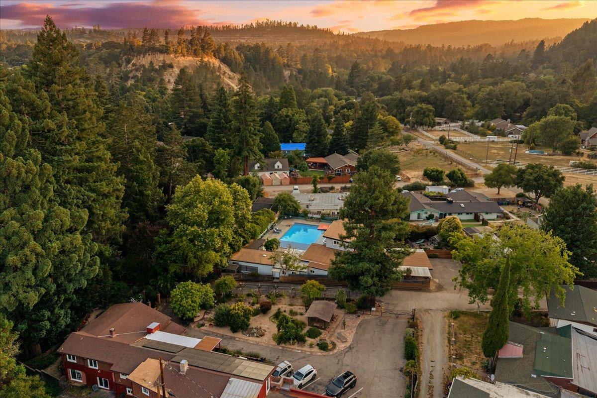 Detail Gallery Image 6 of 81 For 368 Green Valley Rd, Scotts Valley,  CA 95066 - 5 Beds | 4 Baths