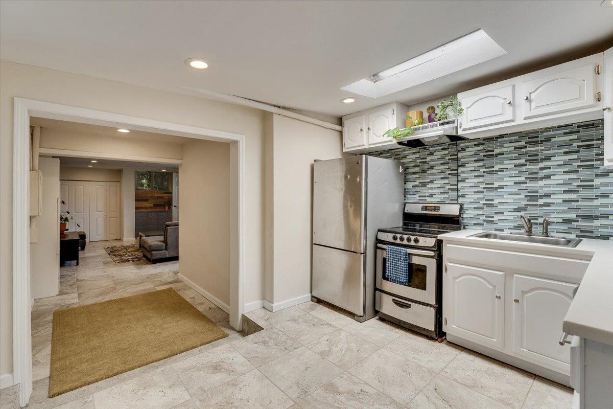 Detail Gallery Image 64 of 81 For 368 Green Valley Rd, Scotts Valley,  CA 95066 - 5 Beds | 4 Baths