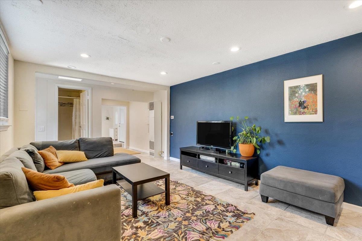 Detail Gallery Image 66 of 81 For 368 Green Valley Rd, Scotts Valley,  CA 95066 - 5 Beds | 4 Baths