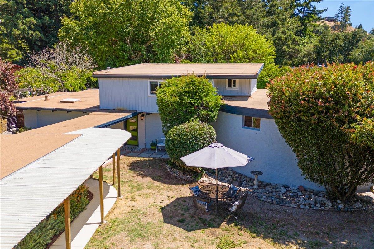 Detail Gallery Image 9 of 81 For 368 Green Valley Rd, Scotts Valley,  CA 95066 - 5 Beds | 4 Baths