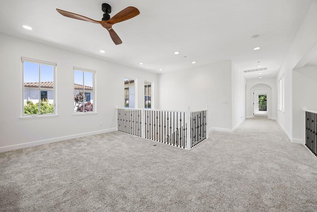 Detail Gallery Image 40 of 90 For 2953 Pebble Beach Cir, Fairfield,  CA 94534 - 5 Beds | 3/1 Baths