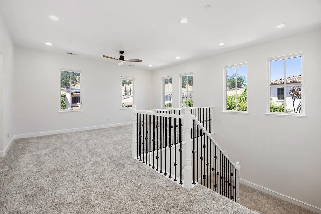 Detail Gallery Image 43 of 90 For 2953 Pebble Beach Cir, Fairfield,  CA 94534 - 5 Beds | 3/1 Baths
