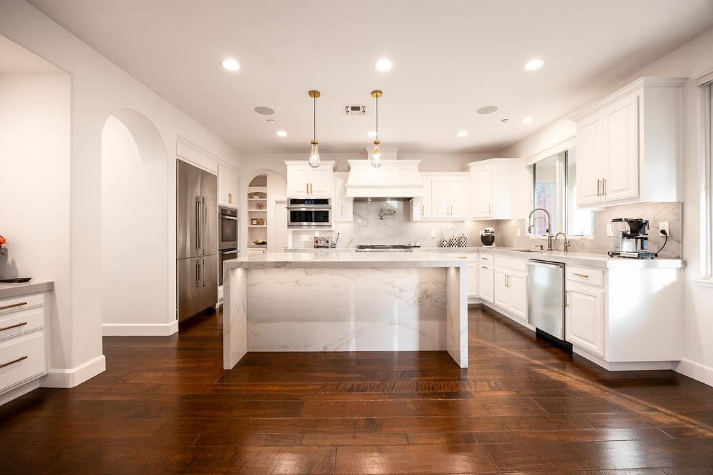 Detail Gallery Image 5 of 38 For 2953 Pebble Beach Cir, Fairfield,  CA 94534 - 5 Beds | 3/1 Baths