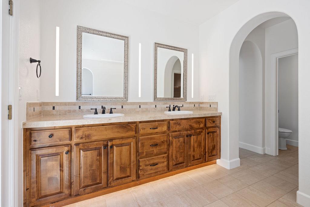 Detail Gallery Image 51 of 90 For 2953 Pebble Beach Cir, Fairfield,  CA 94534 - 5 Beds | 3/1 Baths