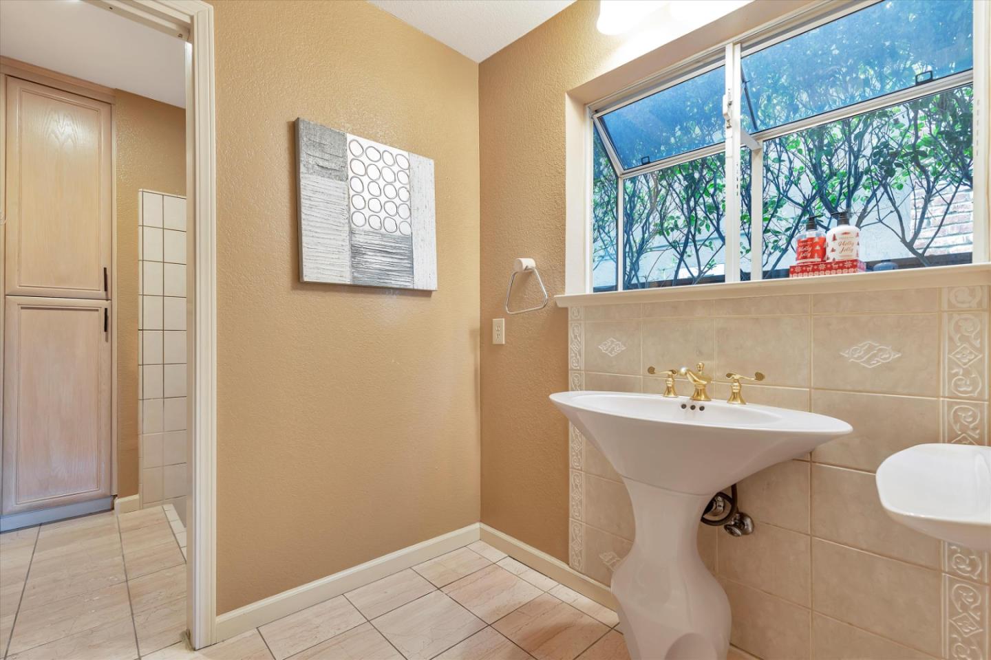 Detail Gallery Image 31 of 52 For 5734 Turtle Valley Dr, Stockton,  CA 95207 - 4 Beds | 4 Baths
