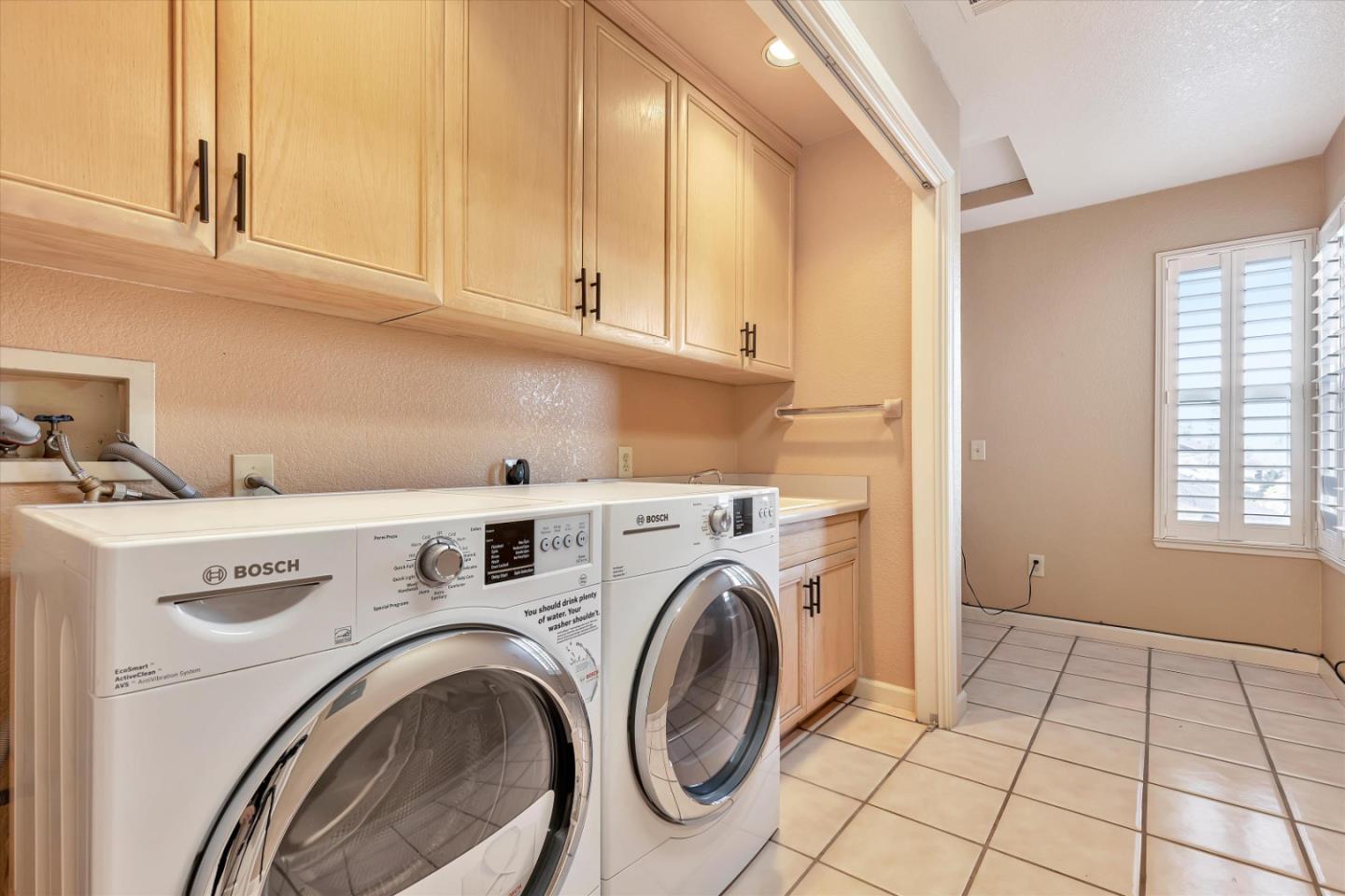 Detail Gallery Image 40 of 52 For 5734 Turtle Valley Dr, Stockton,  CA 95207 - 4 Beds | 4 Baths