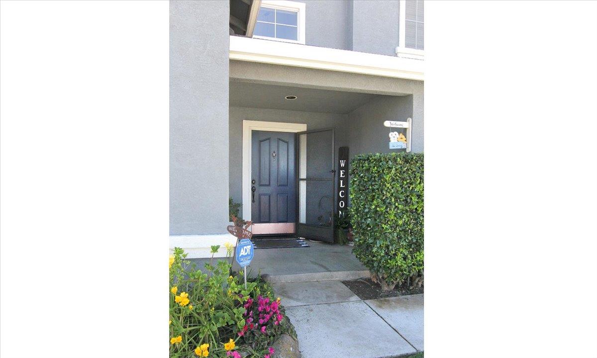 Detail Gallery Image 2 of 36 For 2155 Beachwood Ct, Hollister,  CA 95023 - 4 Beds | 2/1 Baths