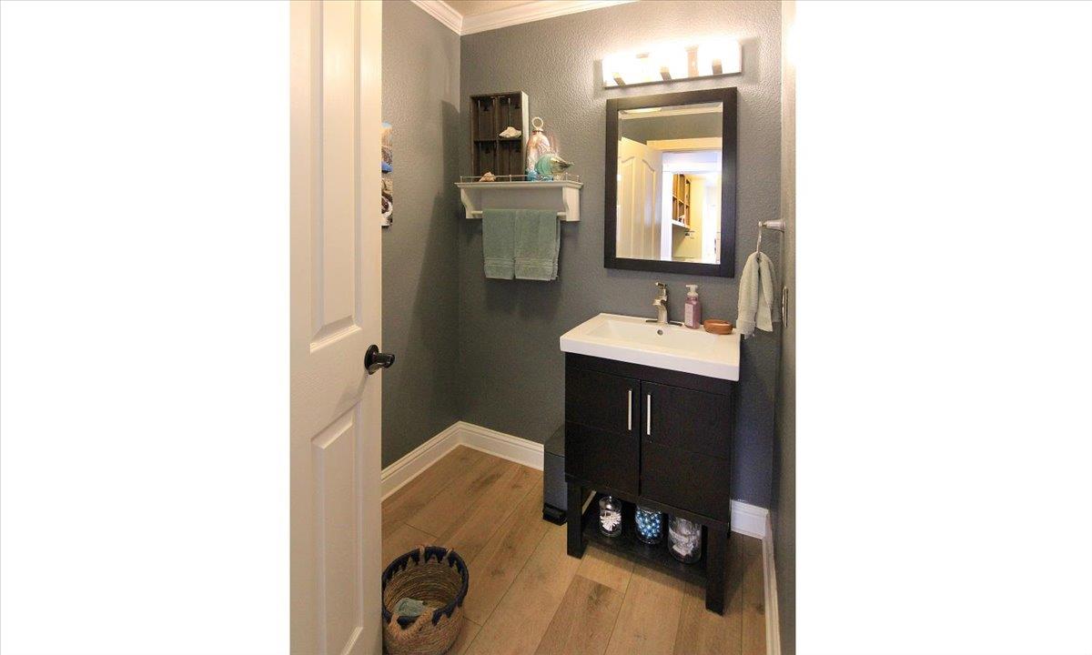 Detail Gallery Image 21 of 36 For 2155 Beachwood Ct, Hollister,  CA 95023 - 4 Beds | 2/1 Baths