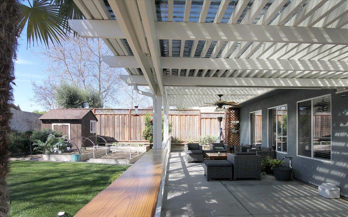 Detail Gallery Image 23 of 36 For 2155 Beachwood Ct, Hollister,  CA 95023 - 4 Beds | 2/1 Baths