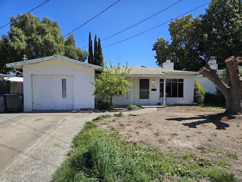 Detail Gallery Image 2 of 30 For 568 Madrone Ave, Sunnyvale,  CA 94085 - 3 Beds | 1 Baths