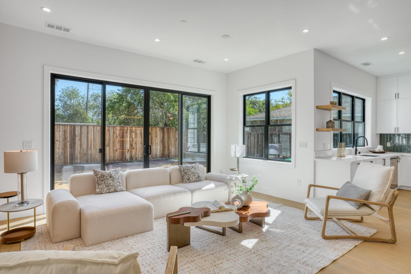 Detail Gallery Image 9 of 43 For 1270 W Hacienda Ave, Campbell,  CA 95008 - 5 Beds | 4 Baths