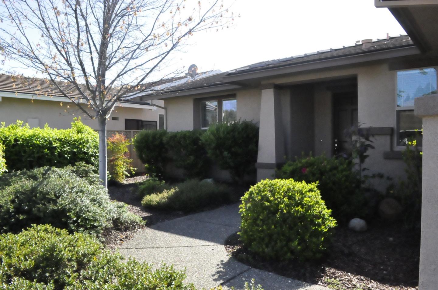 Detail Gallery Image 2 of 45 For 1826 Grand Pheasant Ln, Lincoln,  CA 95648 - 2 Beds | 2 Baths