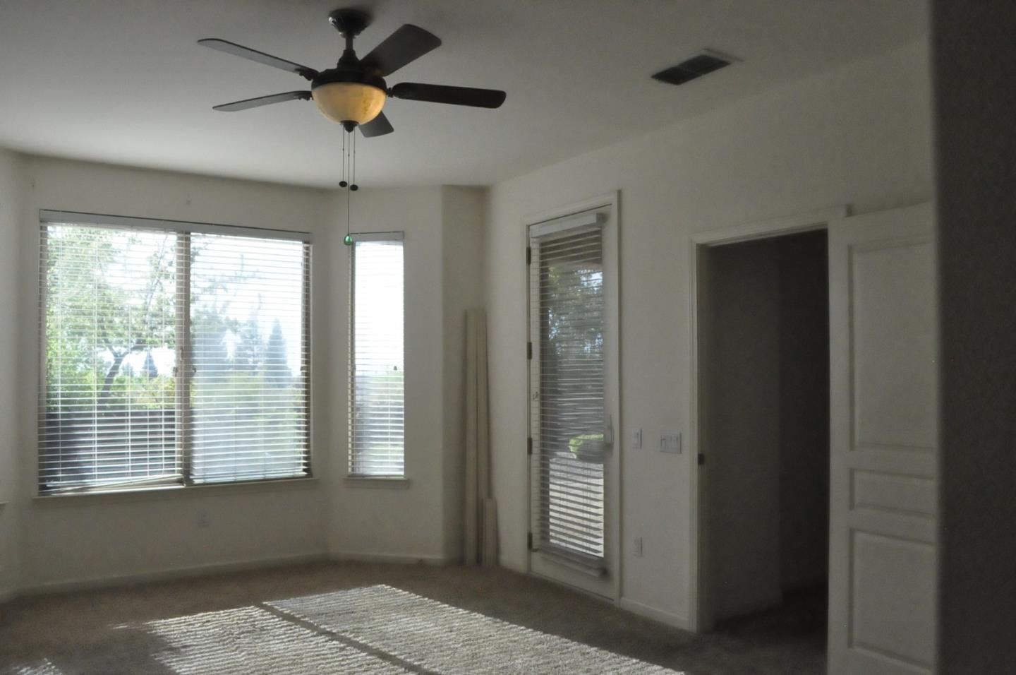 Detail Gallery Image 21 of 45 For 1826 Grand Pheasant Ln, Lincoln,  CA 95648 - 2 Beds | 2 Baths
