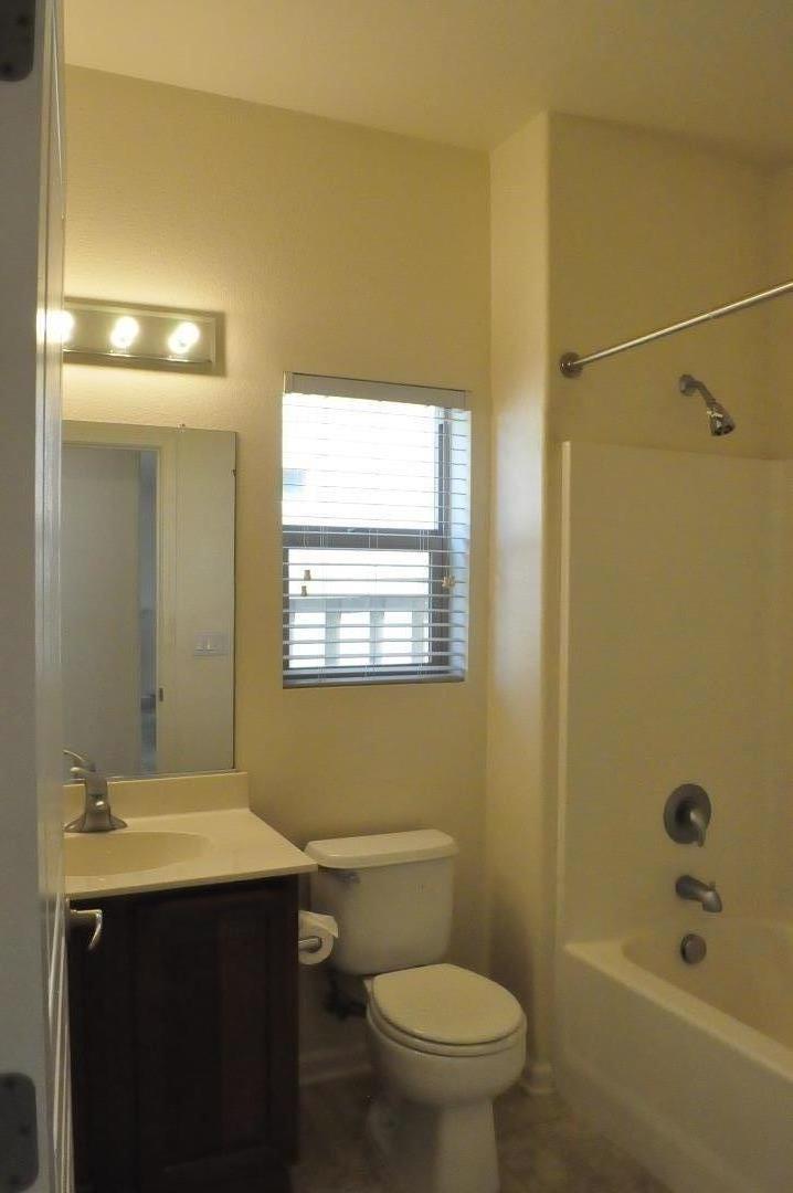 Detail Gallery Image 29 of 45 For 1826 Grand Pheasant Ln, Lincoln,  CA 95648 - 2 Beds | 2 Baths
