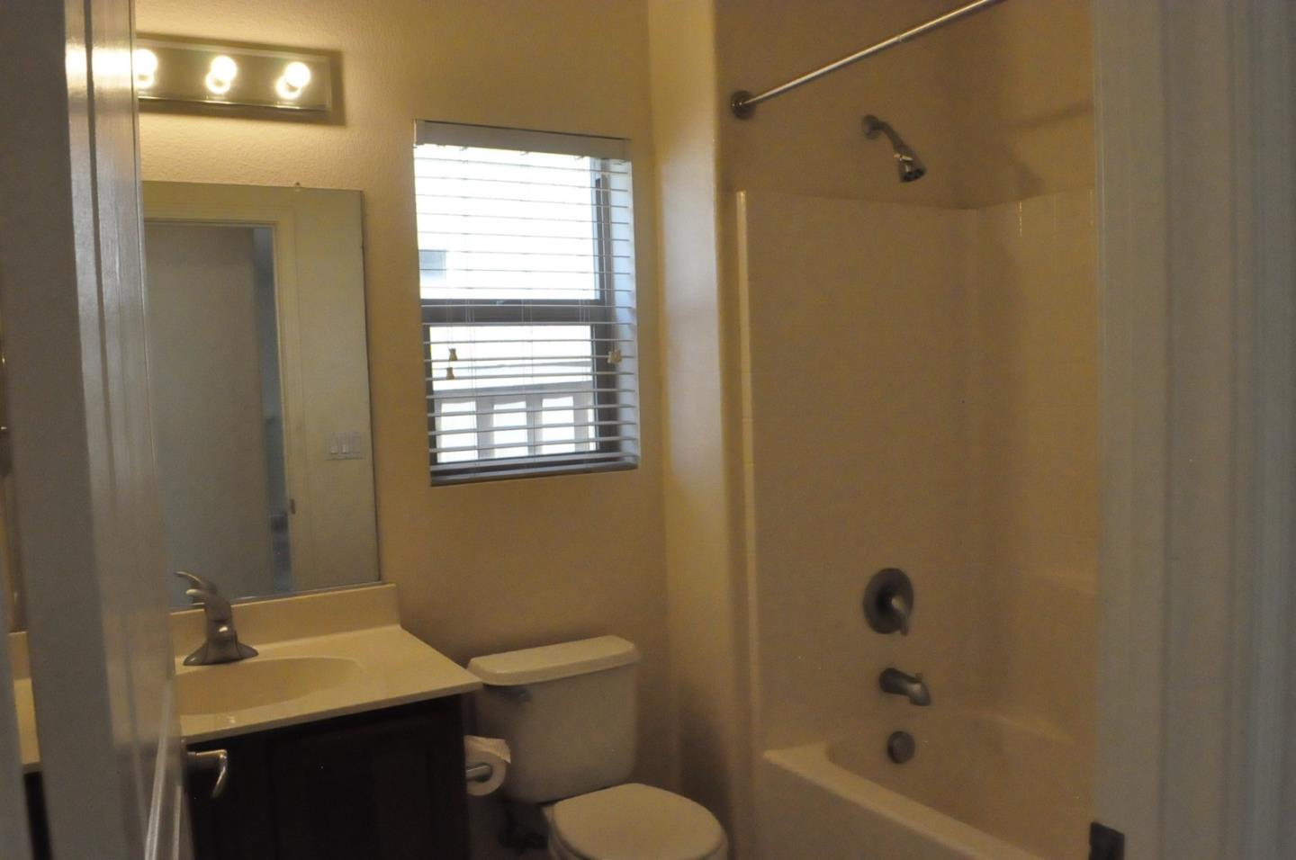 Detail Gallery Image 30 of 45 For 1826 Grand Pheasant Ln, Lincoln,  CA 95648 - 2 Beds | 2 Baths