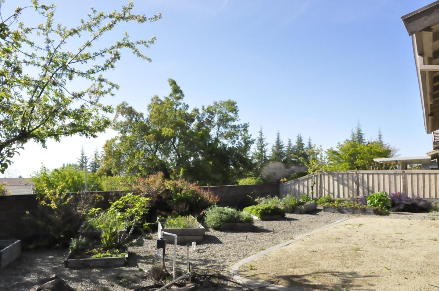 Detail Gallery Image 38 of 45 For 1826 Grand Pheasant Ln, Lincoln,  CA 95648 - 2 Beds | 2 Baths