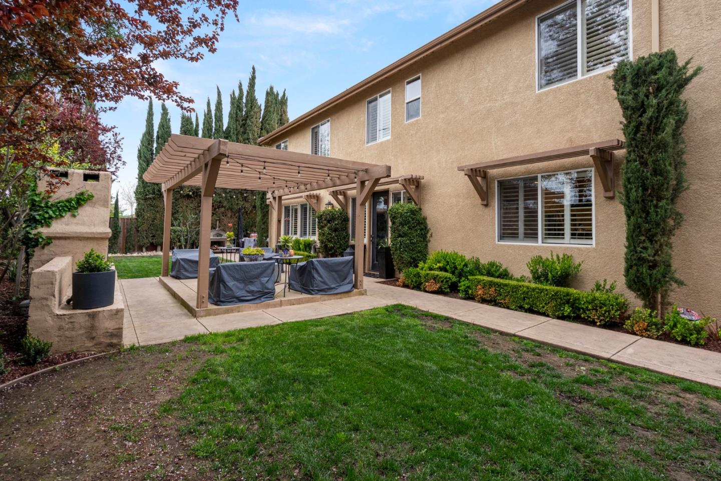Detail Gallery Image 61 of 76 For 411 Regal Dr, Hollister,  CA 95023 - 5 Beds | 3/1 Baths