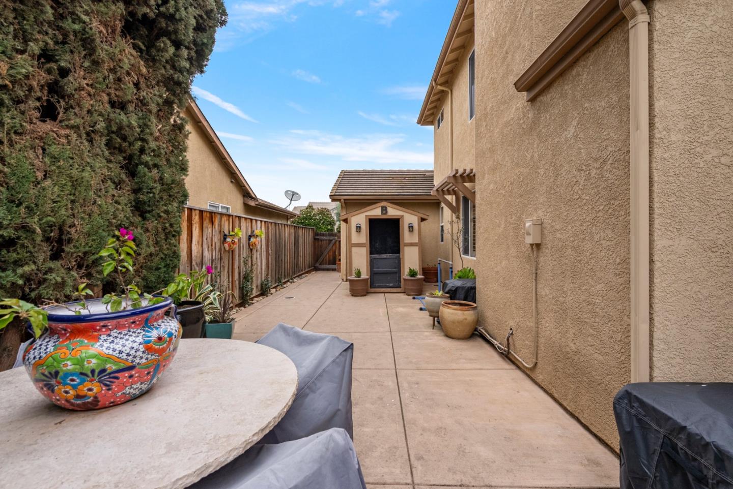 Detail Gallery Image 64 of 76 For 411 Regal Dr, Hollister,  CA 95023 - 5 Beds | 3/1 Baths