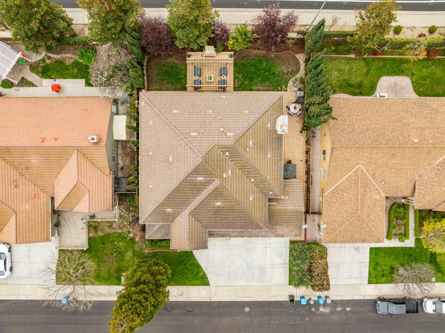 Detail Gallery Image 74 of 76 For 411 Regal Dr, Hollister,  CA 95023 - 5 Beds | 3/1 Baths