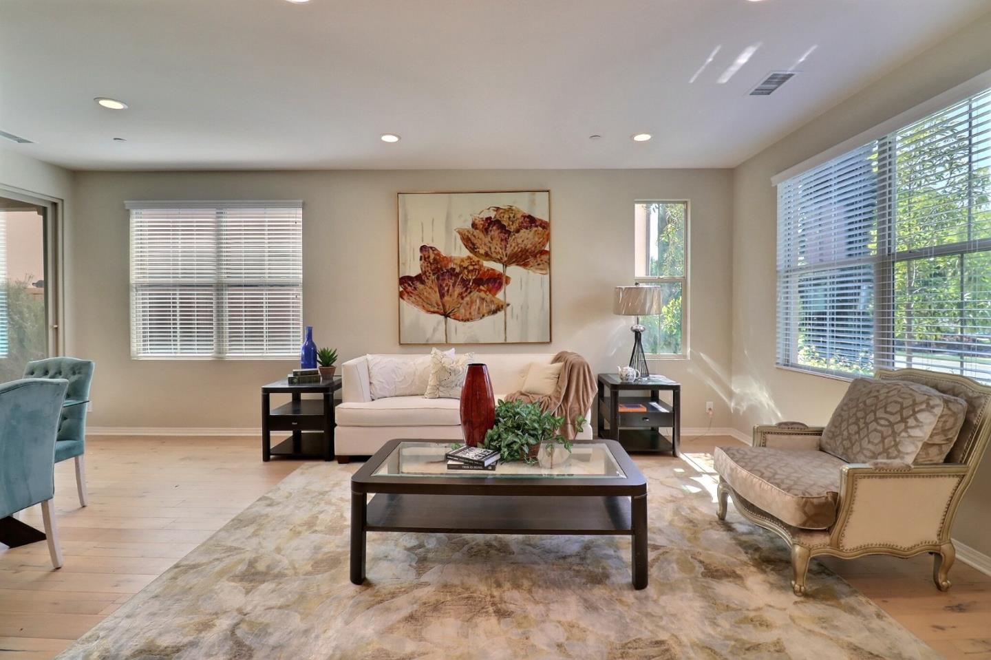 Detail Gallery Image 2 of 31 For 128 Parkwood, Irvine,  CA 92620 - 4 Beds | 3 Baths