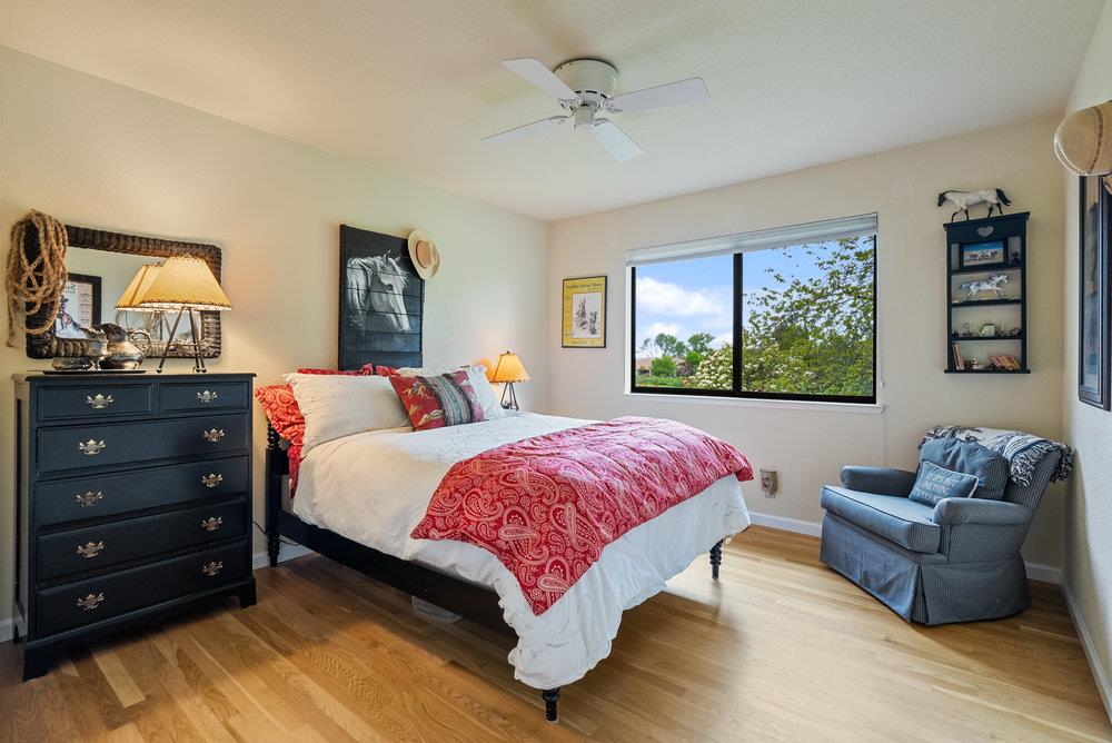 Detail Gallery Image 22 of 42 For 105 Louise Cir, Hollister,  CA 95023 - 3 Beds | 2/1 Baths
