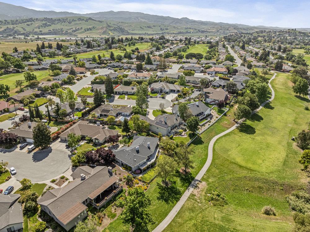 Detail Gallery Image 38 of 42 For 105 Louise Cir, Hollister,  CA 95023 - 3 Beds | 2/1 Baths