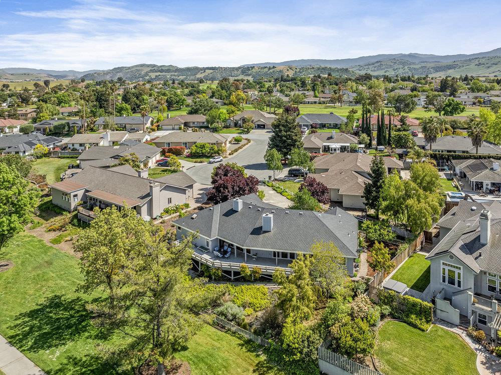 Detail Gallery Image 39 of 42 For 105 Louise Cir, Hollister,  CA 95023 - 3 Beds | 2/1 Baths