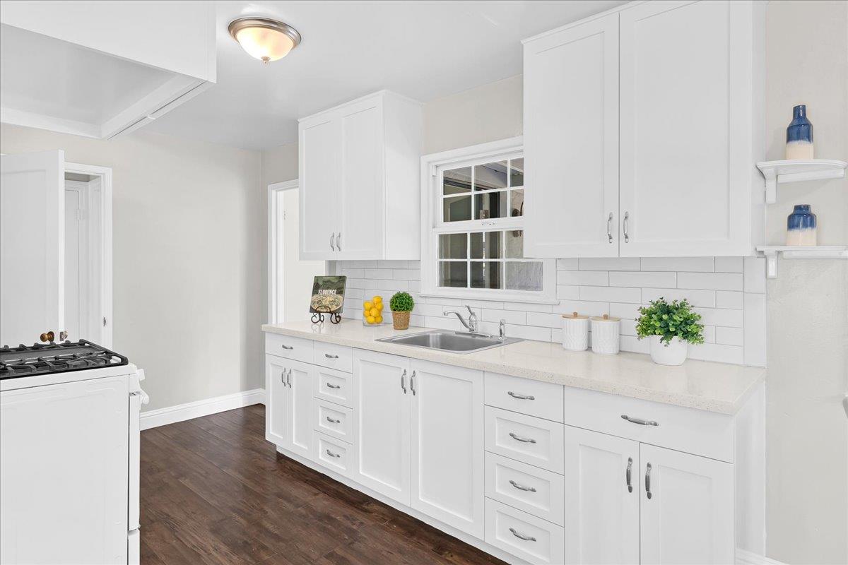 Detail Gallery Image 11 of 36 For 553 Line St, Hollister,  CA 95023 - 2 Beds | 1 Baths