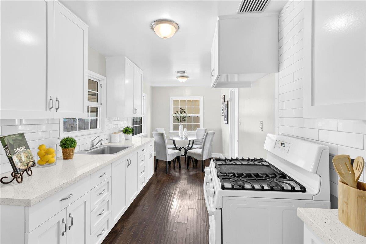 Detail Gallery Image 13 of 36 For 553 Line St, Hollister,  CA 95023 - 2 Beds | 1 Baths