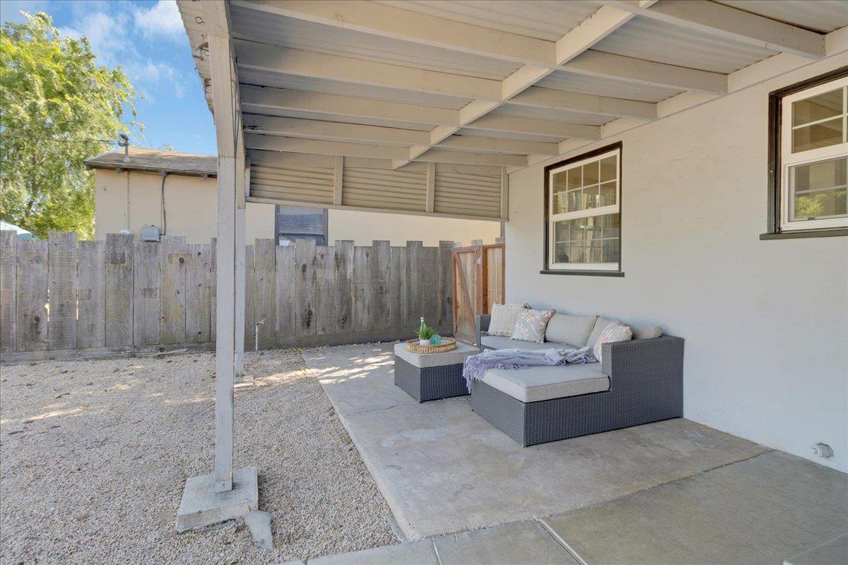 Detail Gallery Image 23 of 36 For 553 Line St, Hollister,  CA 95023 - 2 Beds | 1 Baths