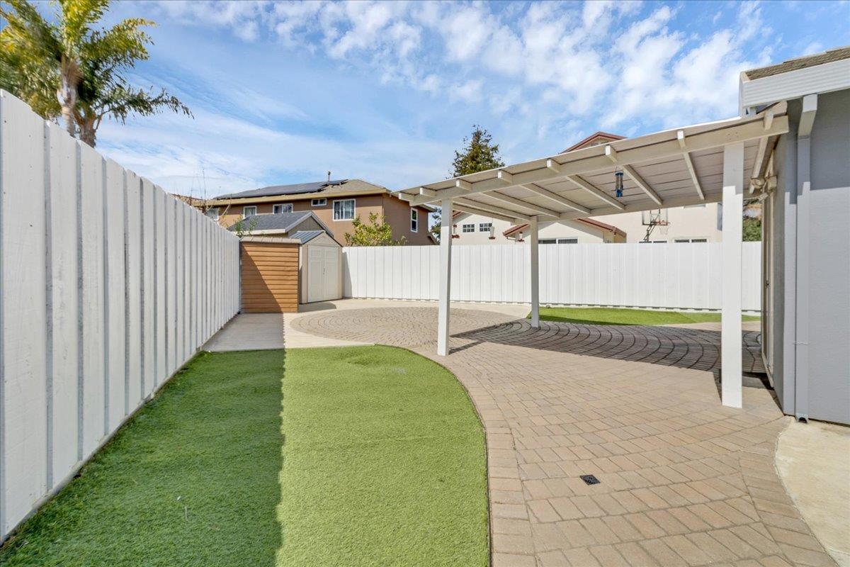 Detail Gallery Image 30 of 33 For 493 Churchill Way, Salinas,  CA 93906 - 4 Beds | 2/1 Baths
