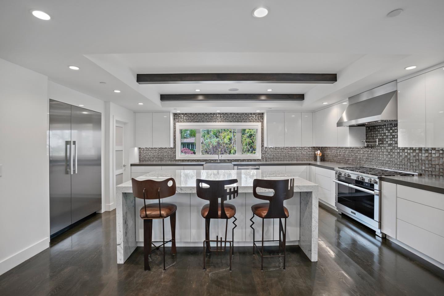 Detail Gallery Image 11 of 54 For 14594 Eastview Dr, Los Gatos,  CA 95032 - 5 Beds | 4/1 Baths