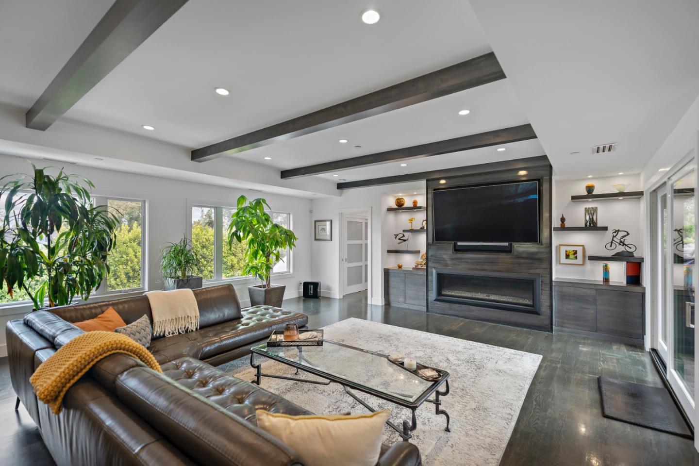 Detail Gallery Image 15 of 54 For 14594 Eastview Dr, Los Gatos,  CA 95032 - 5 Beds | 4/1 Baths