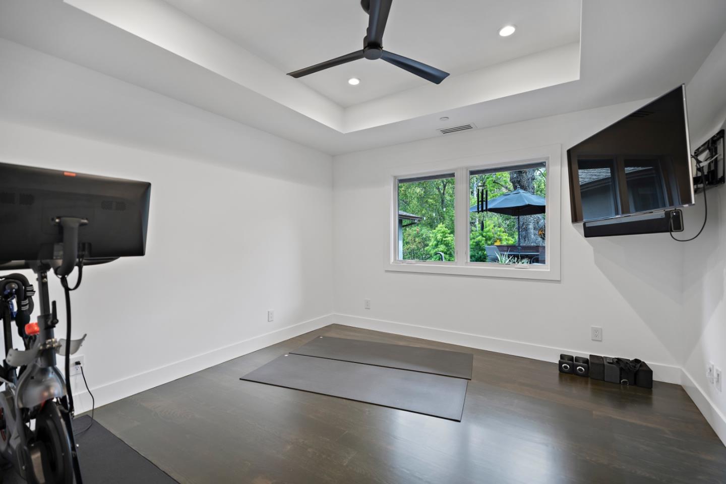 Detail Gallery Image 26 of 54 For 14594 Eastview Dr, Los Gatos,  CA 95032 - 5 Beds | 4/1 Baths