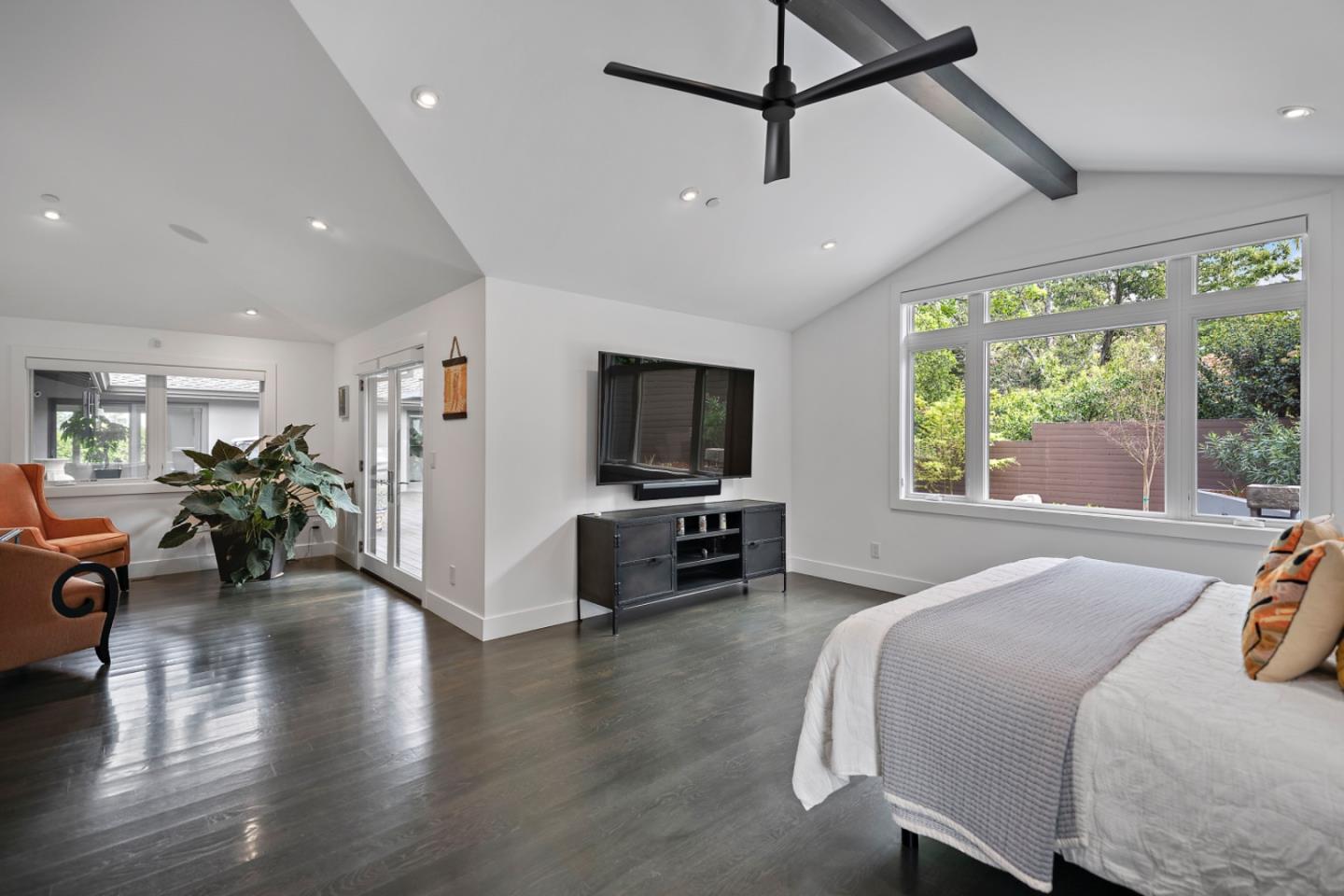 Detail Gallery Image 39 of 54 For 14594 Eastview Dr, Los Gatos,  CA 95032 - 5 Beds | 4/1 Baths