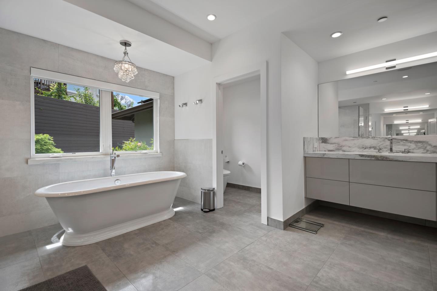 Detail Gallery Image 43 of 54 For 14594 Eastview Dr, Los Gatos,  CA 95032 - 5 Beds | 4/1 Baths