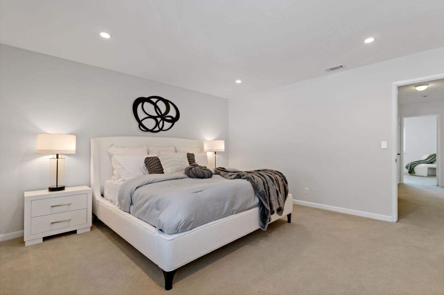 Detail Gallery Image 17 of 31 For 614 Lakehaven Ter, Sunnyvale,  CA 94089 - 3 Beds | 2/1 Baths