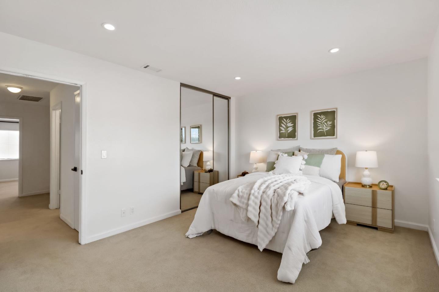 Detail Gallery Image 24 of 31 For 614 Lakehaven Ter, Sunnyvale,  CA 94089 - 3 Beds | 2/1 Baths