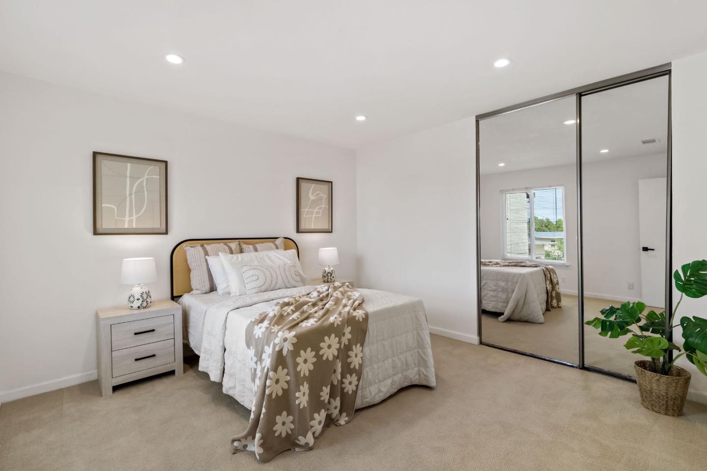 Detail Gallery Image 25 of 31 For 614 Lakehaven Ter, Sunnyvale,  CA 94089 - 3 Beds | 2/1 Baths