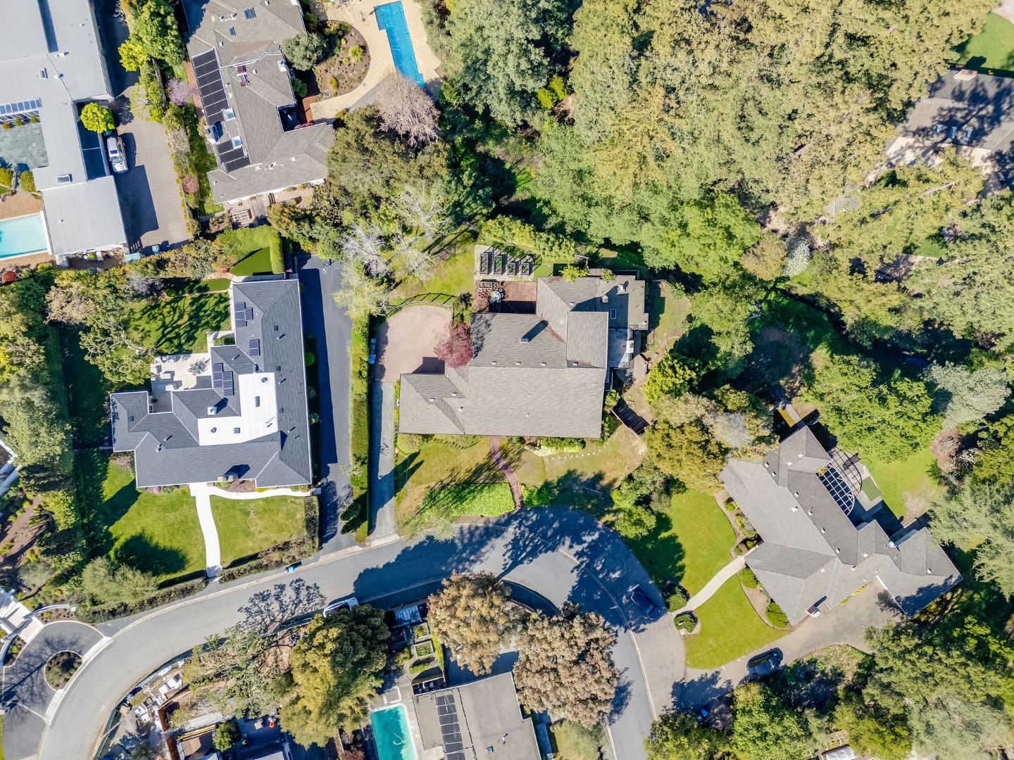 Detail Gallery Image 83 of 83 For 680 Fairway Cir, Hillsborough,  CA 94010 - 3 Beds | 3/1 Baths