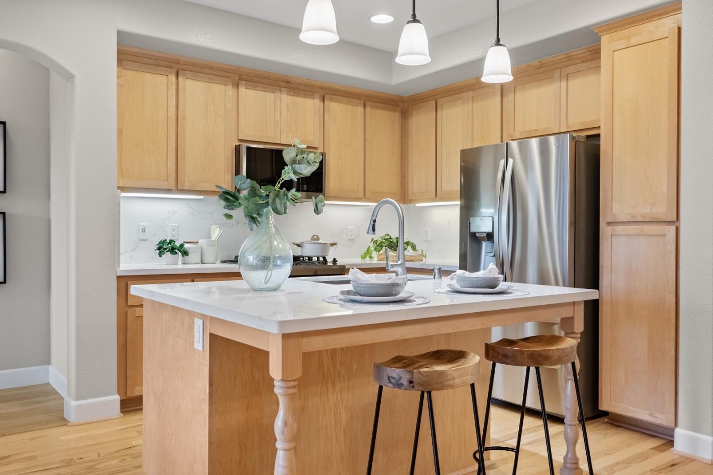 Detail Gallery Image 10 of 45 For 1815 Camino Leonor, San Jose,  CA 95131 - 2 Beds | 2 Baths