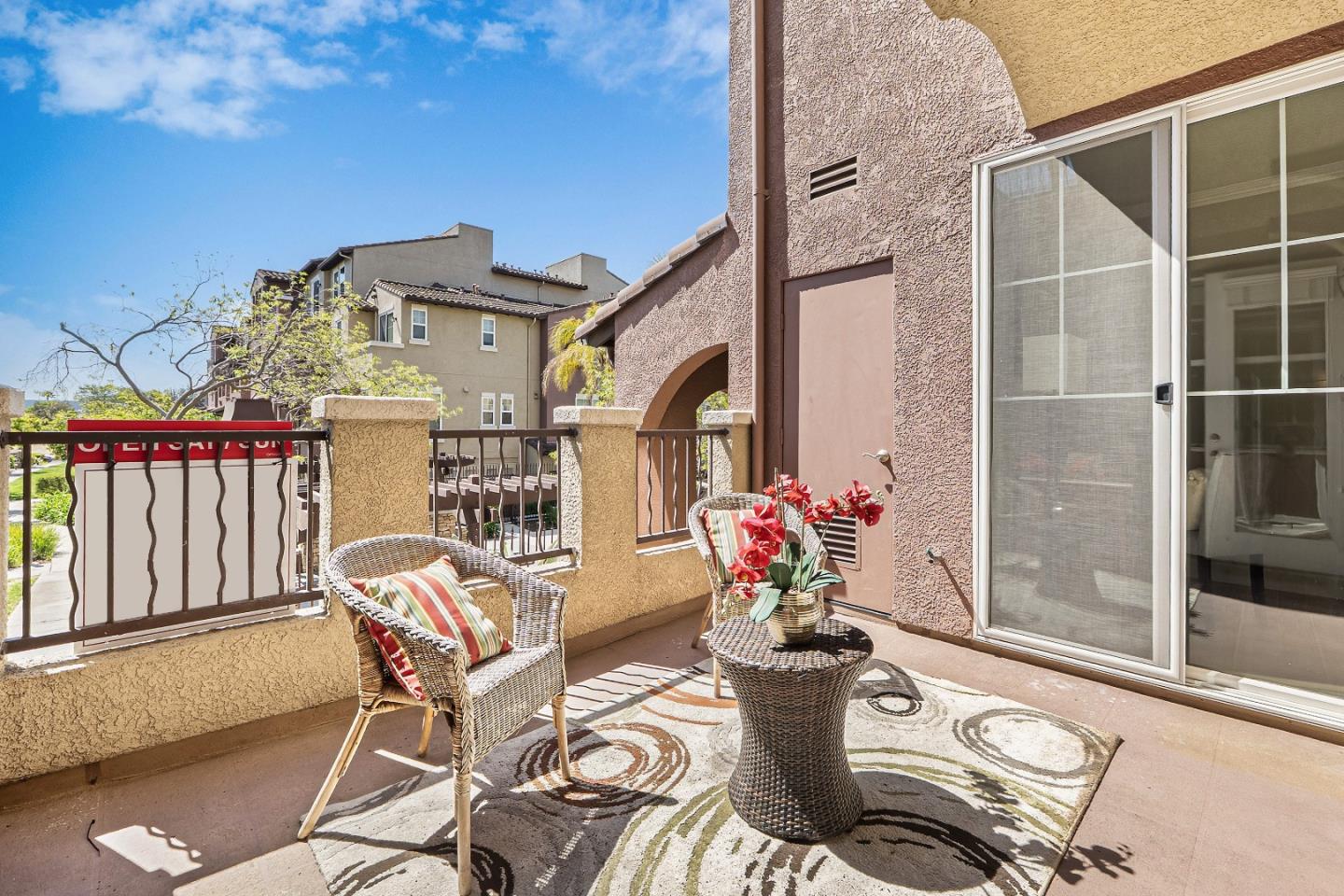 Detail Gallery Image 13 of 45 For 1815 Camino Leonor, San Jose,  CA 95131 - 2 Beds | 2 Baths