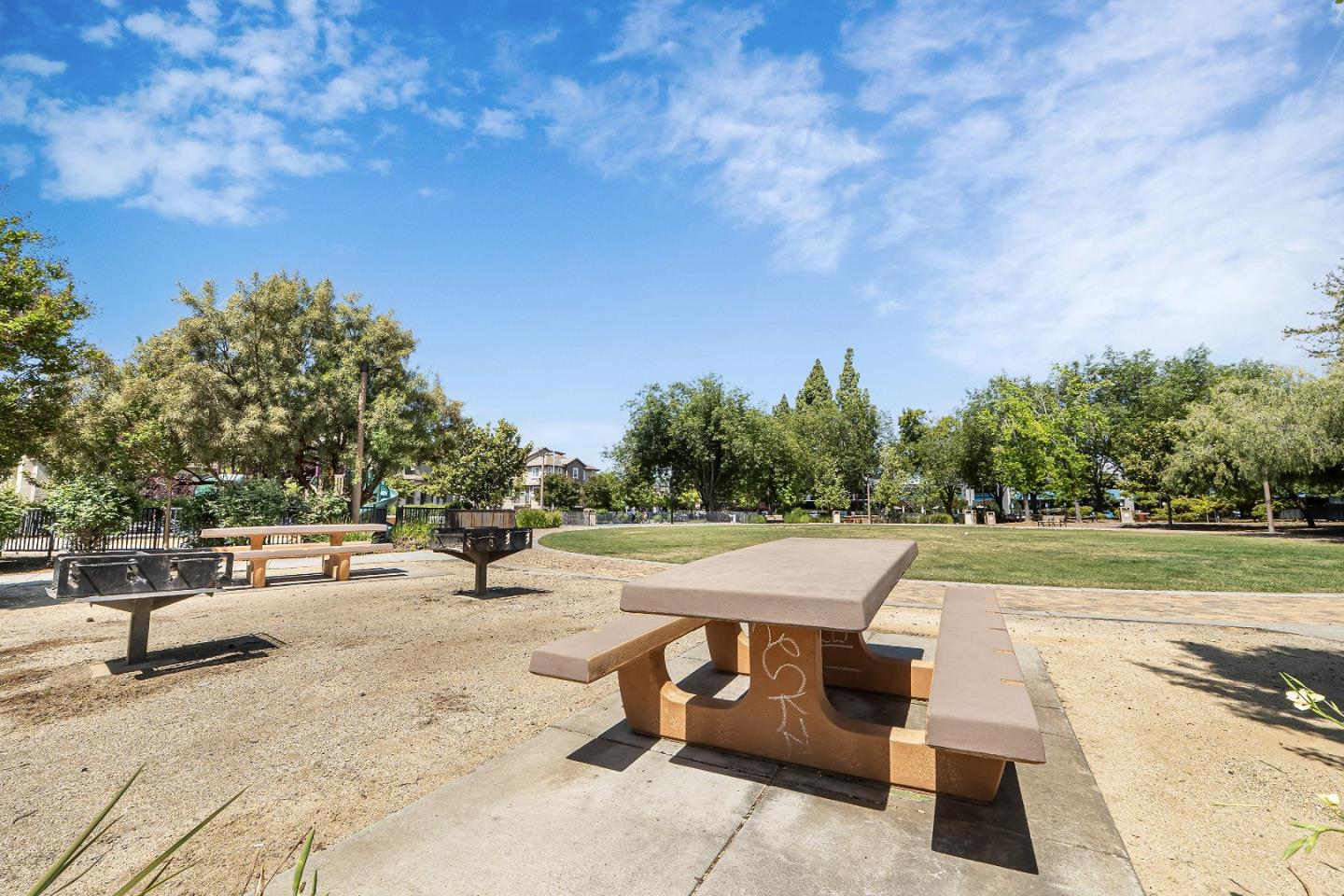 Detail Gallery Image 31 of 45 For 1815 Camino Leonor, San Jose,  CA 95131 - 2 Beds | 2 Baths