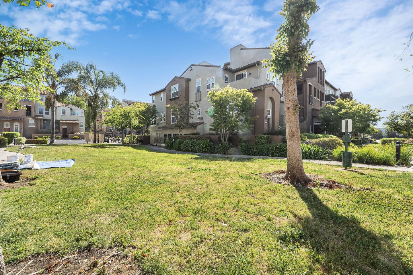Detail Gallery Image 35 of 45 For 1815 Camino Leonor, San Jose,  CA 95131 - 2 Beds | 2 Baths